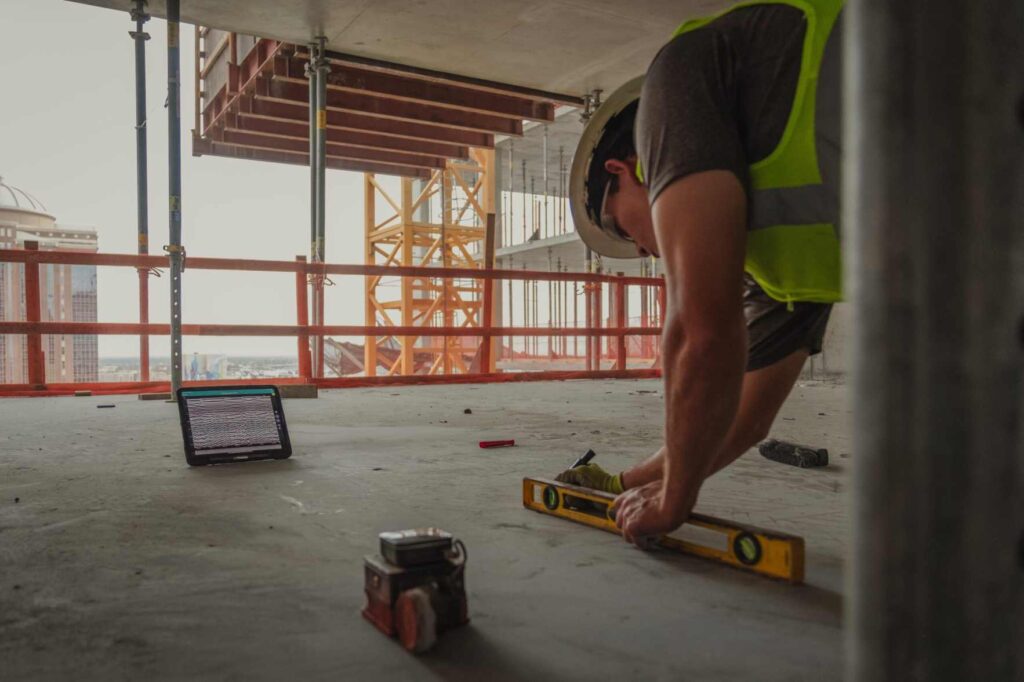 Ashton Sawing and Drilling using scanning tools to detect embedded concrete hazards